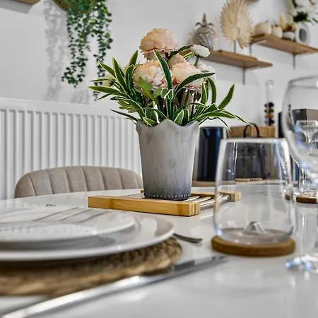 314 Quiet, Terrace & Close To Geneva Apartamento Divonne-les-Bains