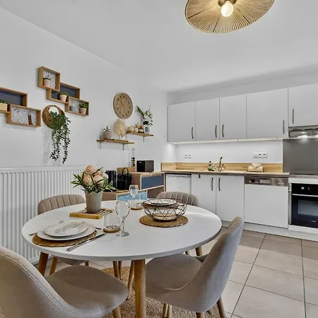 314 Quiet, Terrace & Close To Geneva